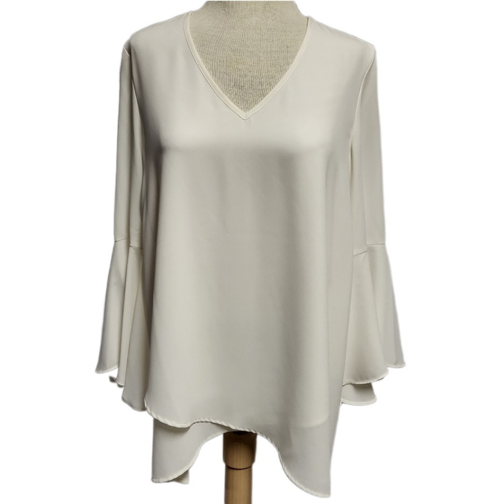 NWT Karen Kane Bell Sleeve Cream Flowy Blouse Sz M